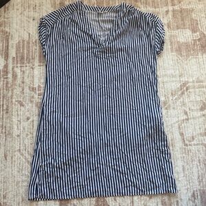 GAP Striped Short Sleeve V-Neck Top M